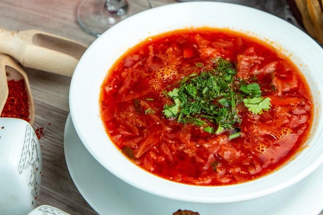 Юрий Кон номинировал борщ | Источник: freepik.com