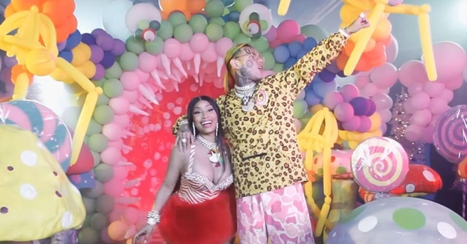 Tekashi 6ix9ine получил четыре года условно по делу о преступлениях против детей. | Источник: Tekashi 6ix9ine/YouTube