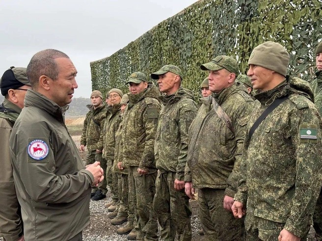 Глава гордится земляками | Источник: Айсен Николаев / t.me