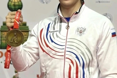 Томский гиревик Черкашин стал восьмикратным чемпионом мира