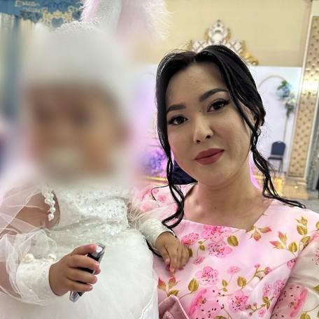 Муж привез в больницу после того, как волочил ее, привязав к лошади: жуткие кадры с Айзат Джумановой показали в суде