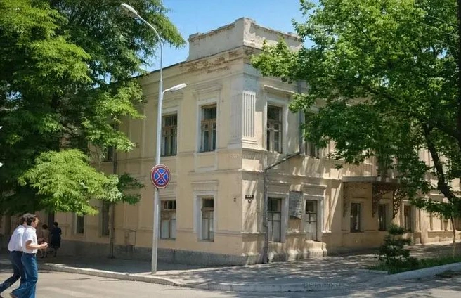 Улица Советов, 46 и Новороссийской Республики, 14. Конец 1960-х, начало 1970-х | Источник: BSPchannel