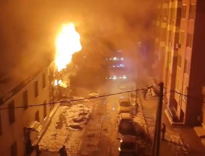 В Ленинском районе Новосибирска произошёл пожар — видео | Источник: читатель НГС