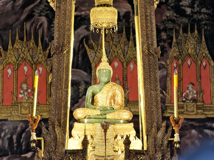 Где находится храм Изумрудного Будды?