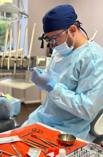 Одномоментная имплантация сокращает срок лечения | Источник: «Стоматологическая клиника Сангова»