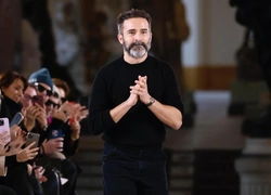 Элегантный упадок: кутюрный показ Schiaparelli — самый символичный за всю историю Дома