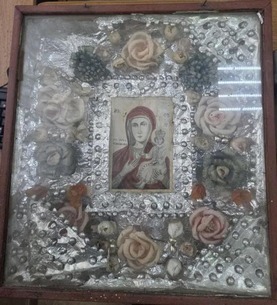 Усманец подозревается в краже икон и старинных книг у пенсионерки