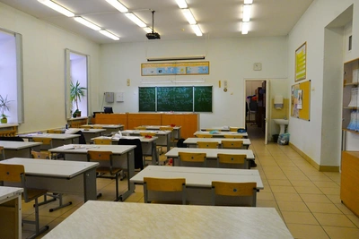 Все школы Юрги перешли на дистант из-за холода