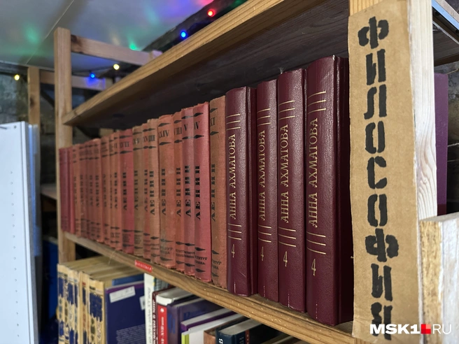 Ахматова и Ленин&nbsp;— философия | Источник: Андрей Кузнецов / MSK1.RU 