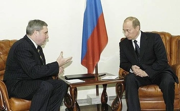 Во время первого визита Путин обсуждал проблемы региона с Виктором Толоконским | Источник: Кremlin.ru