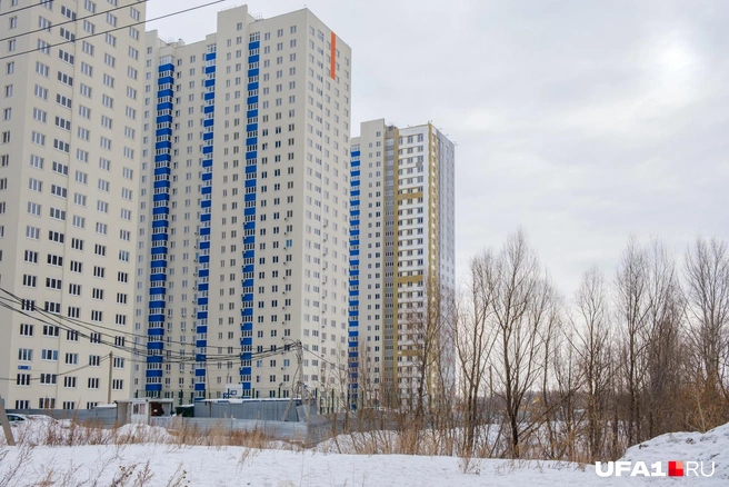 Один из этих домов должен уйти под нужды УМПО | Источник: Булат Салихов / UFA1.RU