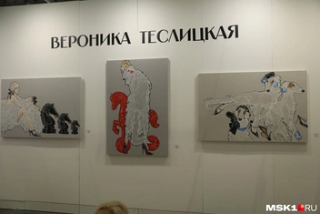 Художница считает русских борзых олицетворением русской души | Источник: Дмитрий Толстошеев / MSK1.RU
