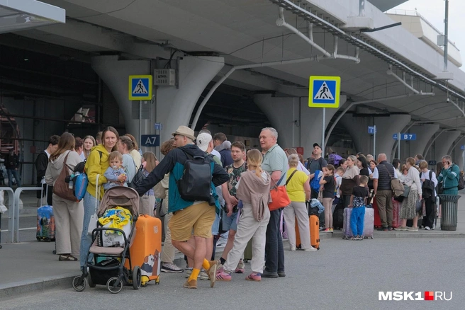 Что происходит в аэропорту Внуково — массовые задержки из-за атаки беспилотников | Источник: Андрей Федоров / MSK1.RU