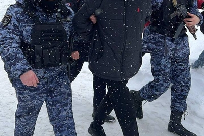 Школьный стрелок в Уфе останется под домашним арестом