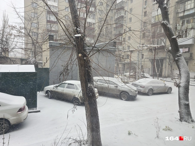 В городе начались сильный снегопад и пурга | Источник: предоставлено местными жителями