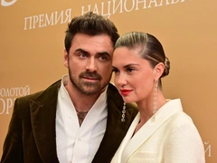 С поддержкой жениха: беременная Агата Муцениеце выбирает платье под восхищенные возгласы Петра Дранги