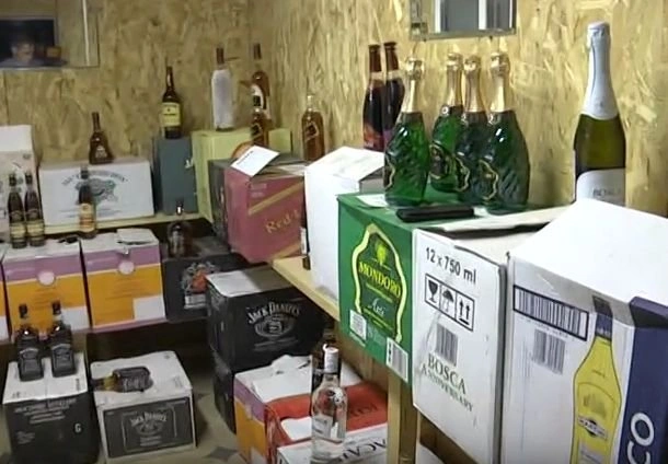 В Рязани изъяли 353 литра контрафактного спиртного | ya62.ru