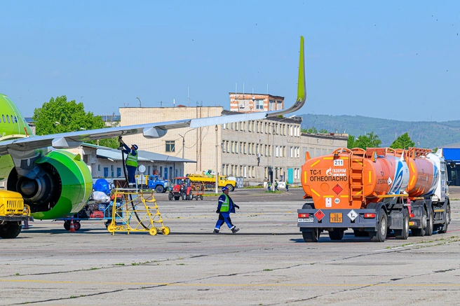 В России введён запрет на вывоз авиакеросина | Источник: Олег Фёдоров / CHITA.RU