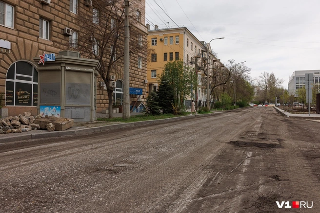 Асфальт, кажется, тоже будет новый | Источник: Алексей Волхонский / V1.RU