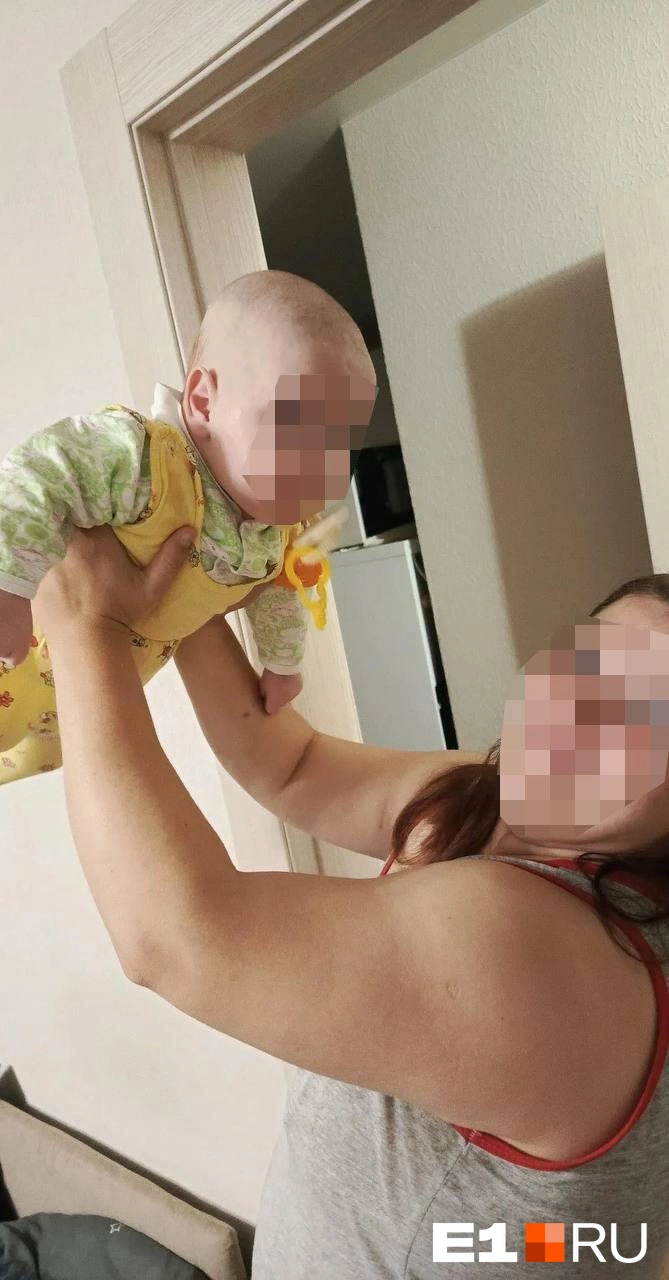 У Кристины есть еще сын, который всего на год старше погибшей малышки | Источник: читатель E1.RU 