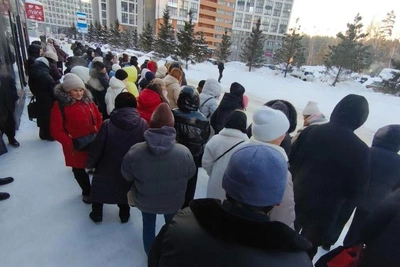 В Светлом люди час мерзли без автобусов