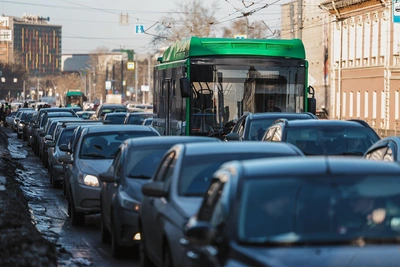 Четырехкилометровая пробка сковала Московский проспект