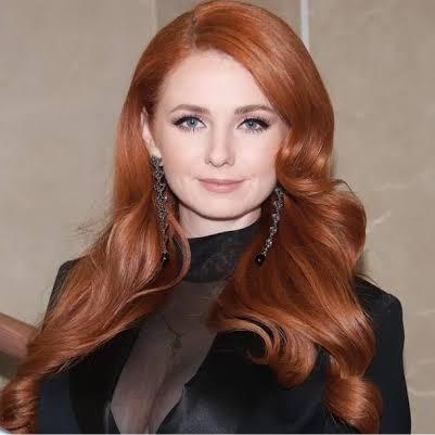 <p>Лена Катина</p>