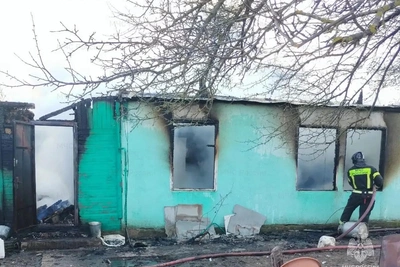 МЧС за сутки тушило пожары в жилье и сухую растительность