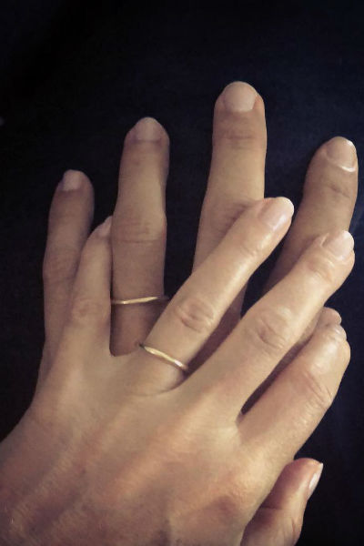 Гвинет опубликовала фотографию с обручальными кольцами
