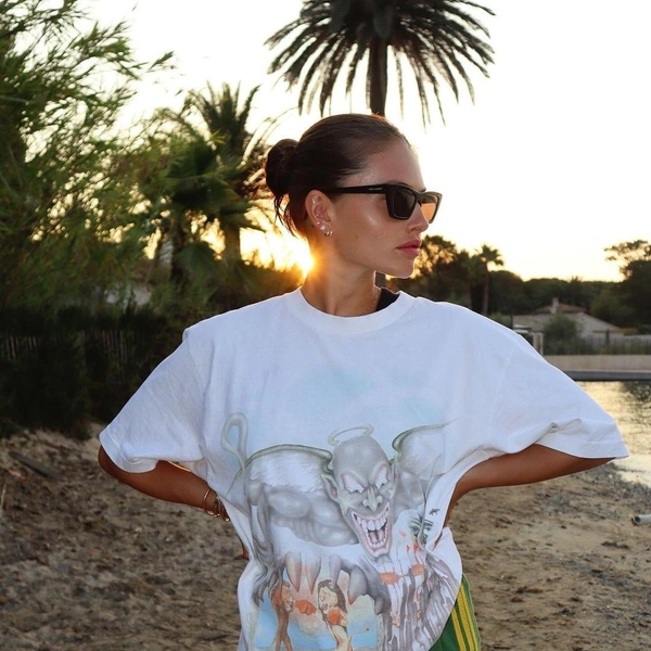 Какой стала самая красивая девочка в мире, которую раньше обожали все: 20 честных фото | Источник: соцсети