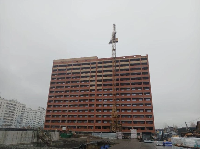 Так выглядел седьмой дом в ноябре прошлого года. Сдать его планируют летом | Источник: ЖСК «Вертикаль-7» / ЕИСЖС