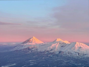 Не так давно Владимир летал на Камчатку и видел там вот такие пейзажи | Источник: Владимир Власов