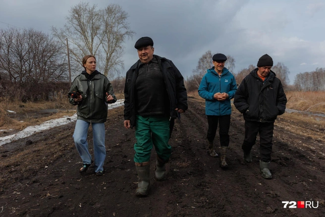 Для того чтобы идти по такой грязи, сапоги необходимы | Источник: Ирина Шарова / 72.RU