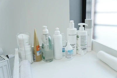 Тюменский врач объяснил высокую стоимость косметики составом