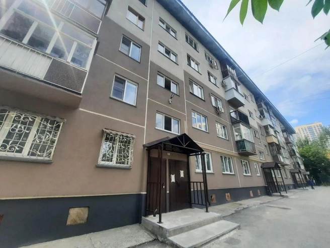 В соответствии в программой капремонта в Новосибирской области на счете регионального оператора запланированы 700 видов работ в 510 многоквартирных домах | Источник: www.nso.ru