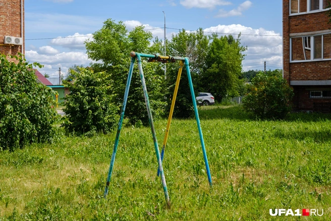 А тут были качели | Источник: Булат Салихов / UFA1.RU