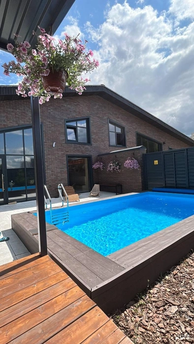 Теплый бассейн на свежем воздухе | Источник: ИП Деменко Аркадий Николаевич