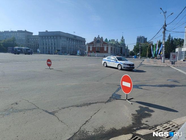Движение начали ограничивать в 09:00 | Источник: Нина Раневская / NGS.RU