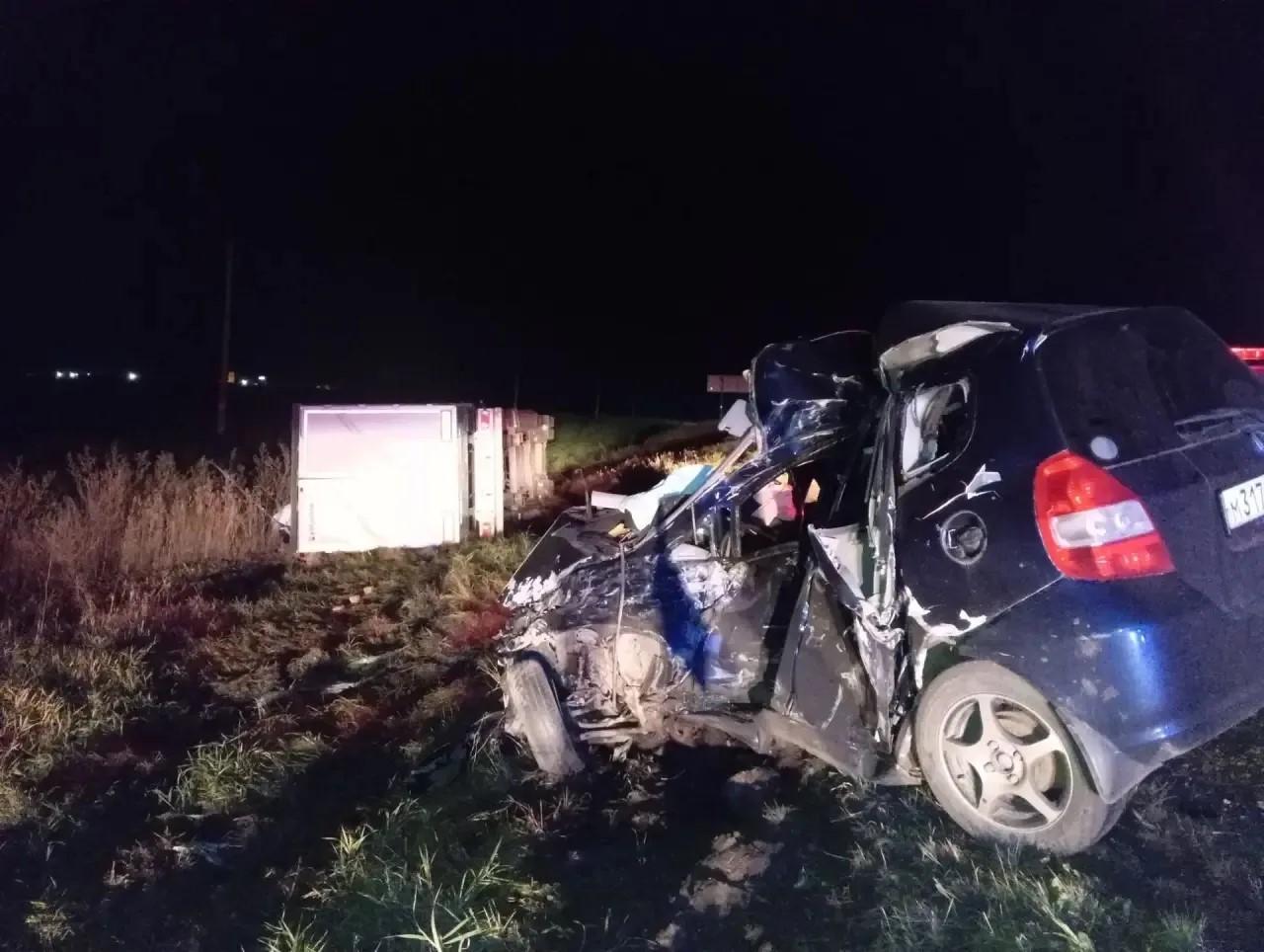 Женщина погибла в ДТП с фурой на трассе Тюмень — Омск