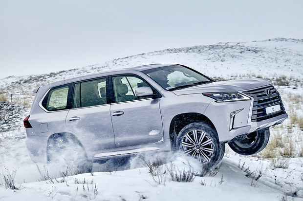 Фото №1 - Lexus LX: лед, вода и медные трубы