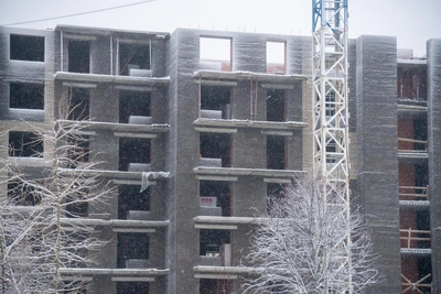 Школу, поликлинику и манеж в Кузбассе не сдали в 2025 году