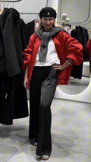 Бомбер&nbsp;— беспроигрышный вариант на каждый день | Источник: Оксана Мамедова