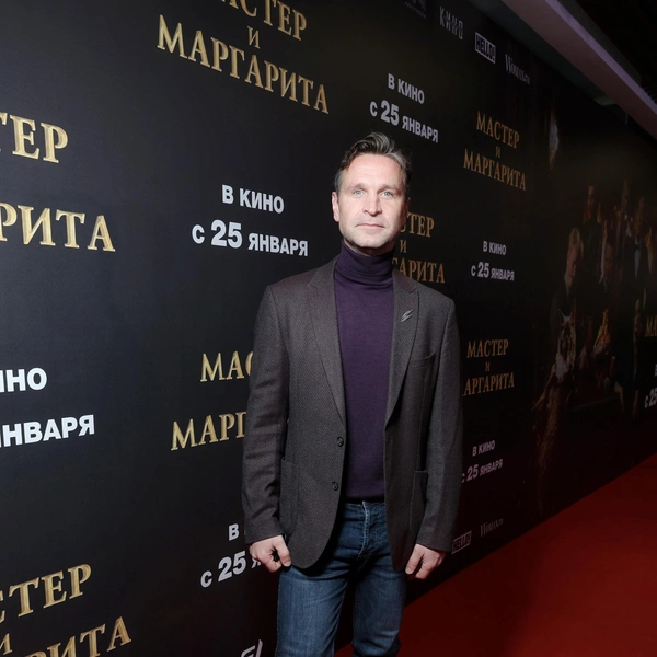 Виктор Добронравов 