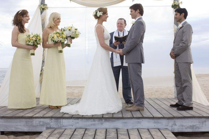 Почему нельзя надевать чужое свадебное платье и еще 9 примет и суеверий для невесты