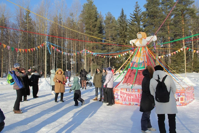 Масленичные гулянья в Музее-заповеднике «Малые Корелы» | Источник: Музей-заповедник «Малые Корелы» / vk.com