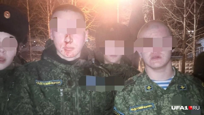 На скамье подсудимых оказались 10 человек | Источник: мать одного из пострадавших кадетов