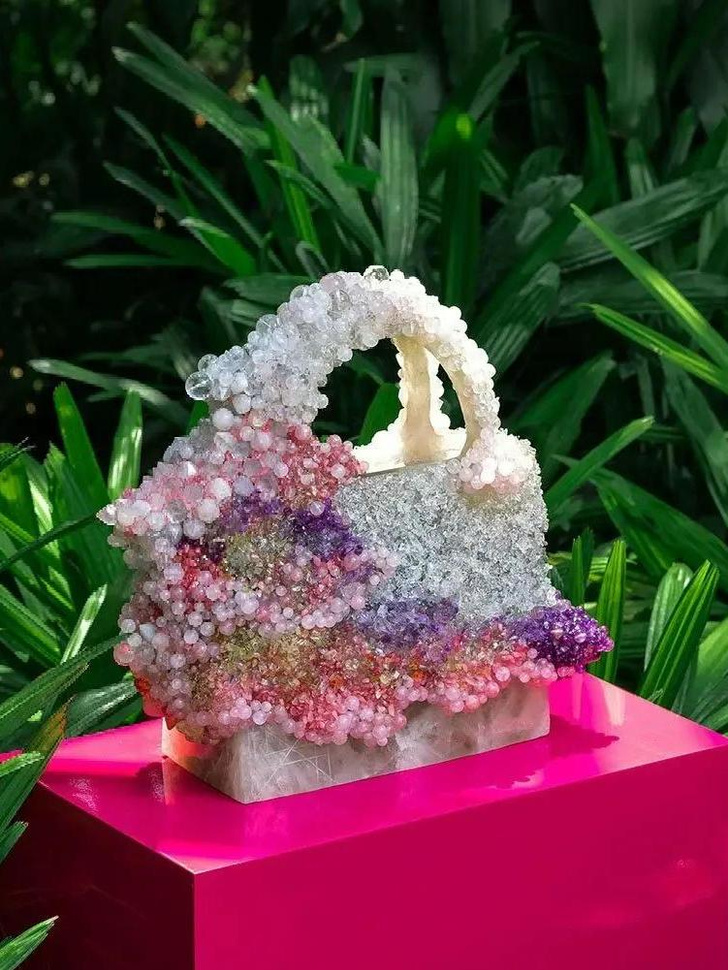Каменная сумка для Dior от Тии Туи Нгуен
