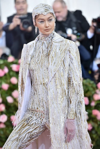 Met Gala 2019: все модные образы бала Института костюма