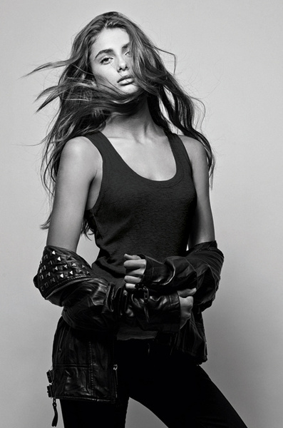 Фото №2 - Модель Тейлор Хилл стала новым амбассадором модного Дома Lancôme
