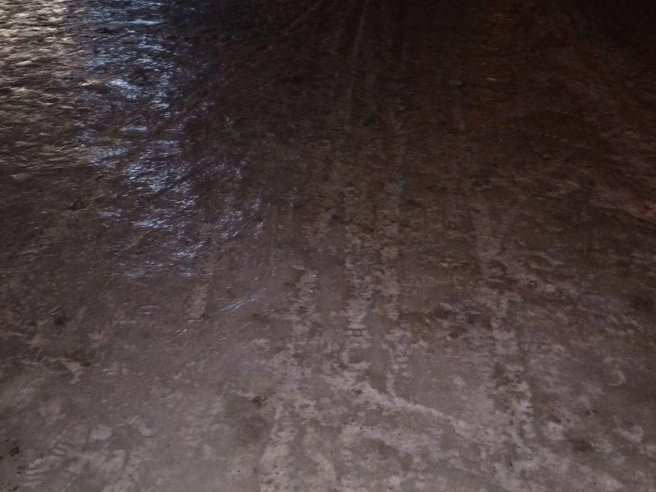 Дороги превратились в сплошные ледяные поверхности | Источник: читатель НГС